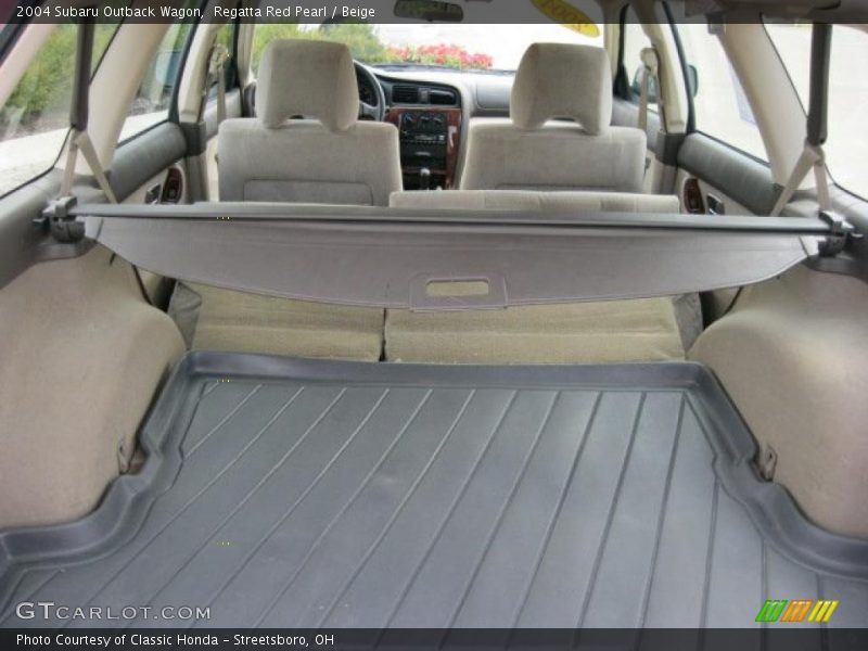 Regatta Red Pearl / Beige 2004 Subaru Outback Wagon