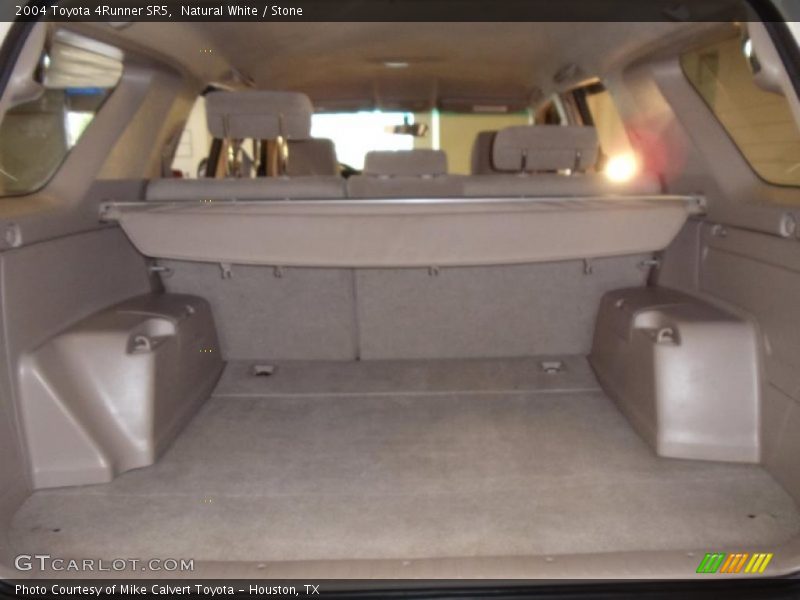 Natural White / Stone 2004 Toyota 4Runner SR5