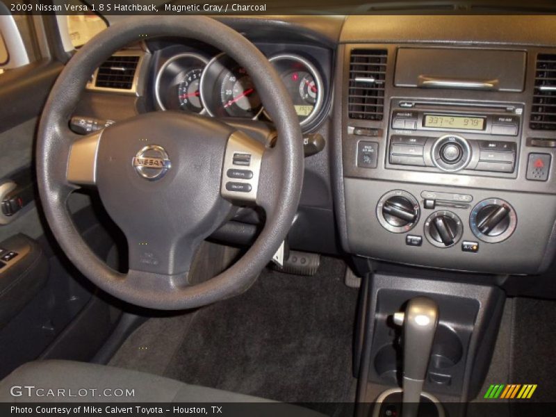 Magnetic Gray / Charcoal 2009 Nissan Versa 1.8 S Hatchback