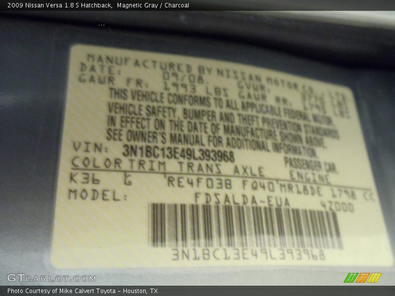 Magnetic Gray / Charcoal 2009 Nissan Versa 1.8 S Hatchback