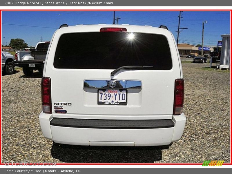 Stone White / Dark Khaki/Medium Khaki 2007 Dodge Nitro SLT