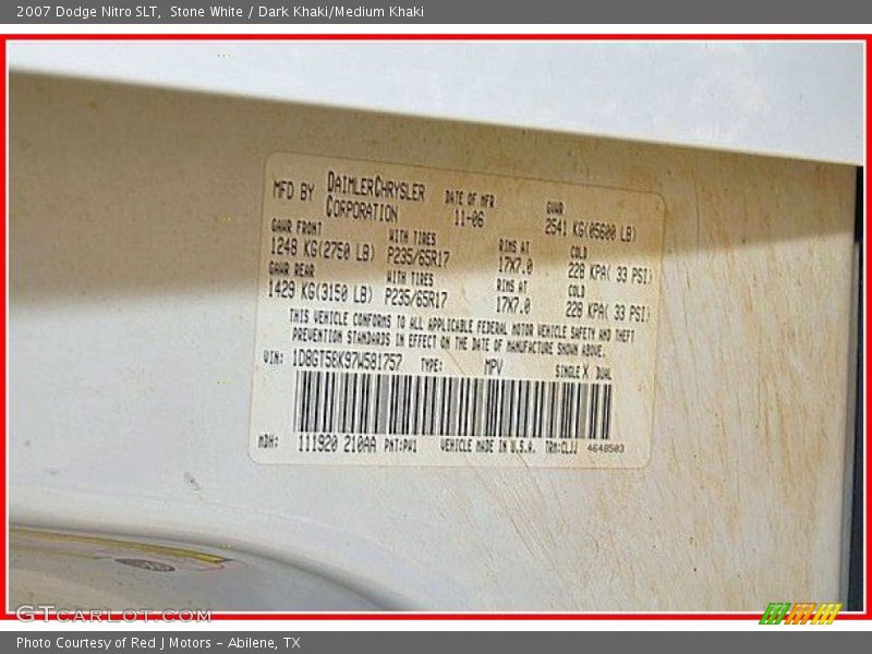 Stone White / Dark Khaki/Medium Khaki 2007 Dodge Nitro SLT