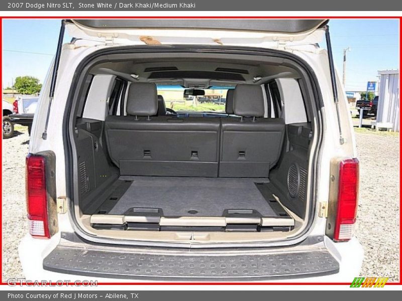 Stone White / Dark Khaki/Medium Khaki 2007 Dodge Nitro SLT