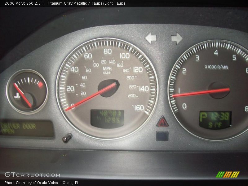 Titanium Gray Metallic / Taupe/Light Taupe 2006 Volvo S60 2.5T