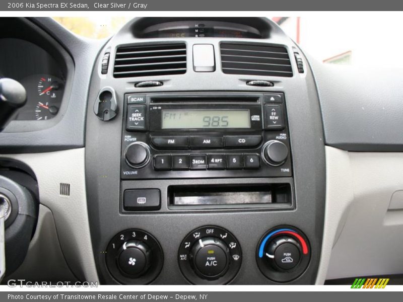 Clear Silver / Gray 2006 Kia Spectra EX Sedan