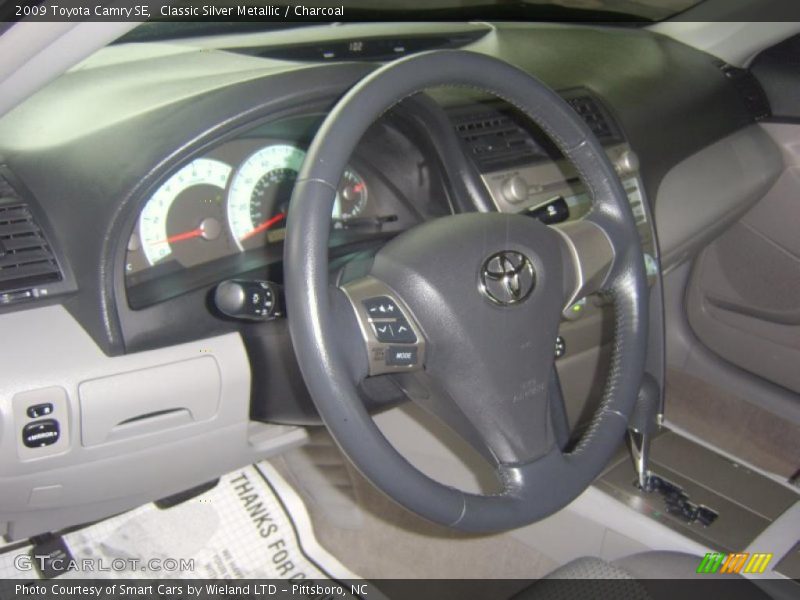 Classic Silver Metallic / Charcoal 2009 Toyota Camry SE