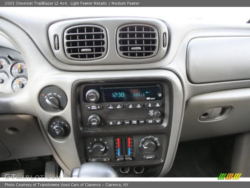 Light Pewter Metallic / Medium Pewter 2003 Chevrolet TrailBlazer LS 4x4