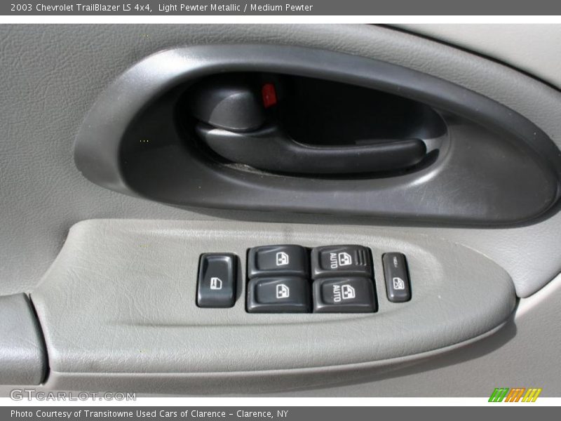 Light Pewter Metallic / Medium Pewter 2003 Chevrolet TrailBlazer LS 4x4