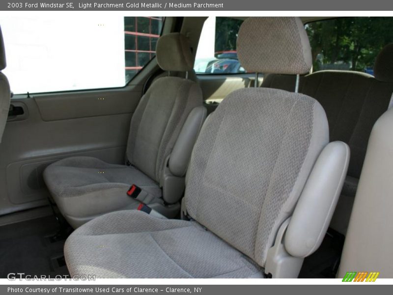 Light Parchment Gold Metallic / Medium Parchment 2003 Ford Windstar SE
