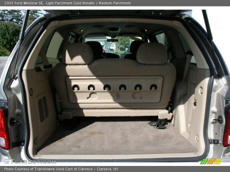 Light Parchment Gold Metallic / Medium Parchment 2003 Ford Windstar SE
