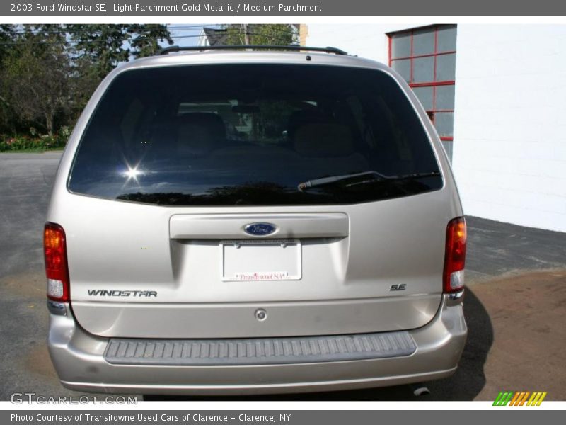 Light Parchment Gold Metallic / Medium Parchment 2003 Ford Windstar SE
