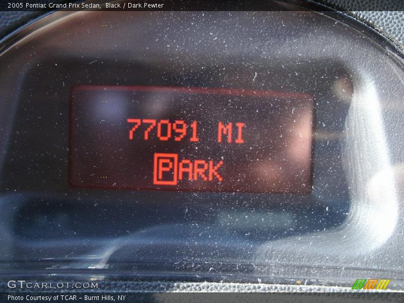 Black / Dark Pewter 2005 Pontiac Grand Prix Sedan