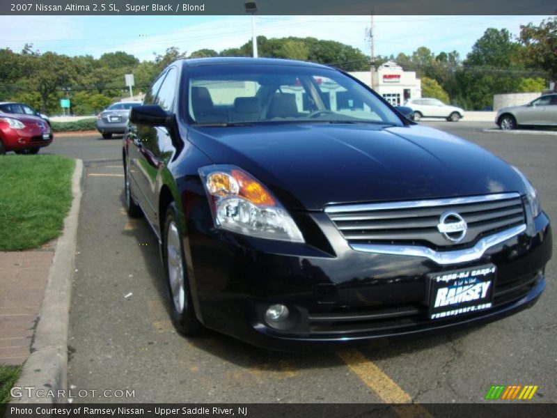 Super Black / Blond 2007 Nissan Altima 2.5 SL