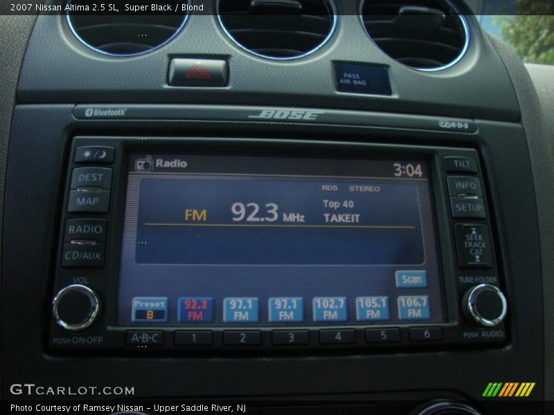 Super Black / Blond 2007 Nissan Altima 2.5 SL