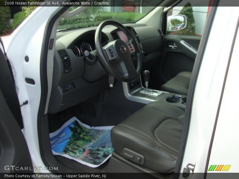 Avalanche White / Graphite 2008 Nissan Pathfinder SE 4x4