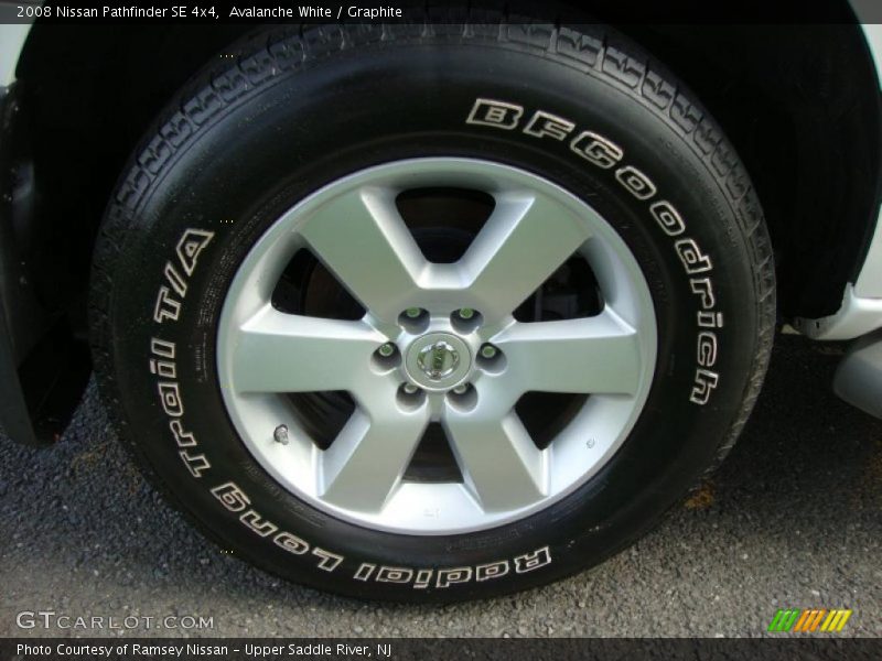 Avalanche White / Graphite 2008 Nissan Pathfinder SE 4x4