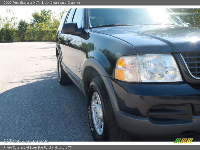 Black Clearcoat / Graphite 2002 Ford Explorer XLT