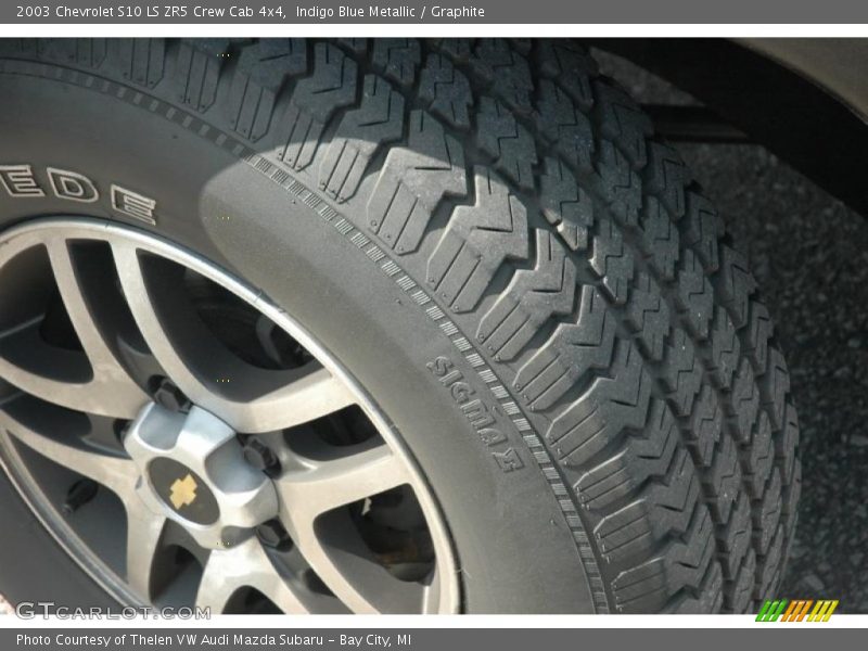 Indigo Blue Metallic / Graphite 2003 Chevrolet S10 LS ZR5 Crew Cab 4x4