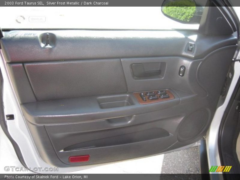 Silver Frost Metallic / Dark Charcoal 2003 Ford Taurus SEL