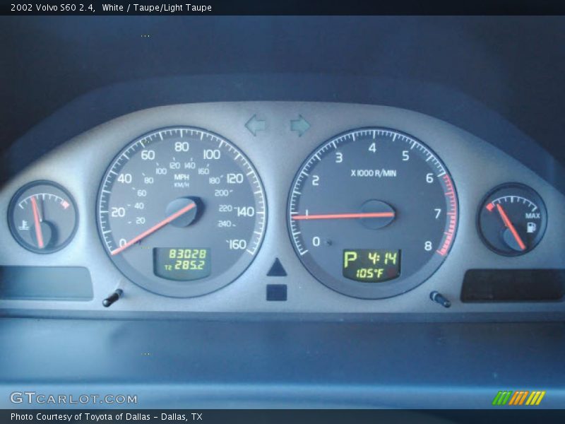 White / Taupe/Light Taupe 2002 Volvo S60 2.4