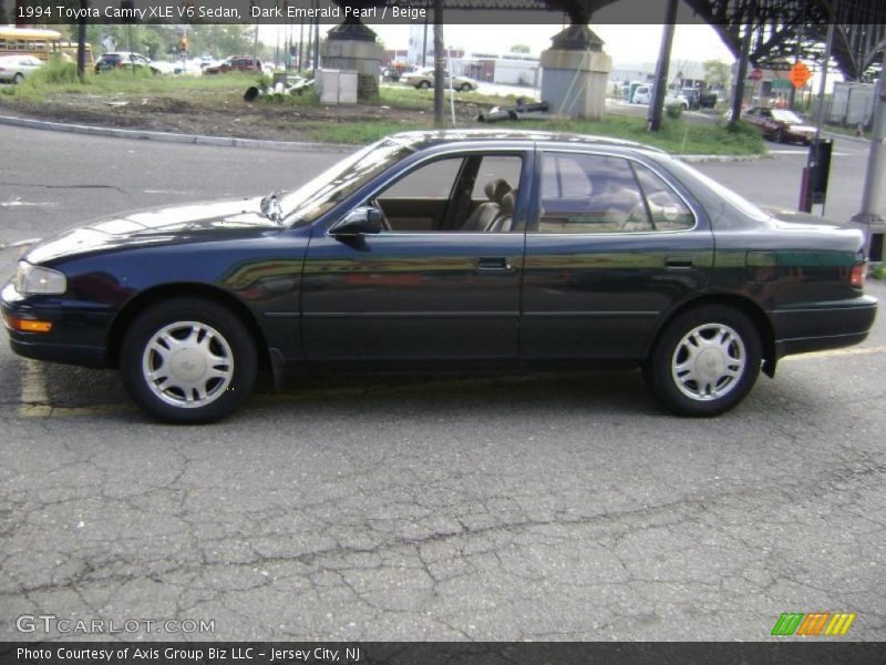 Dark Emerald Pearl / Beige 1994 Toyota Camry XLE V6 Sedan