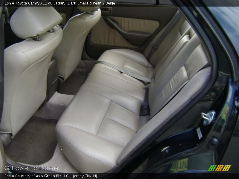 Dark Emerald Pearl / Beige 1994 Toyota Camry XLE V6 Sedan