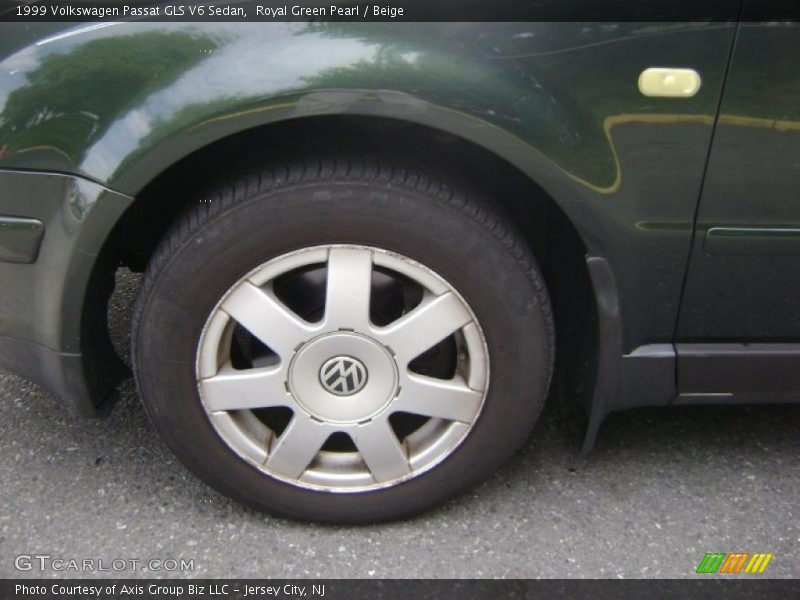 Royal Green Pearl / Beige 1999 Volkswagen Passat GLS V6 Sedan