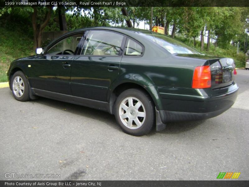 Royal Green Pearl / Beige 1999 Volkswagen Passat GLS V6 Sedan