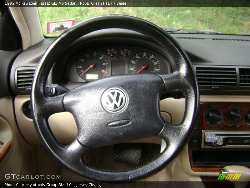 Royal Green Pearl / Beige 1999 Volkswagen Passat GLS V6 Sedan
