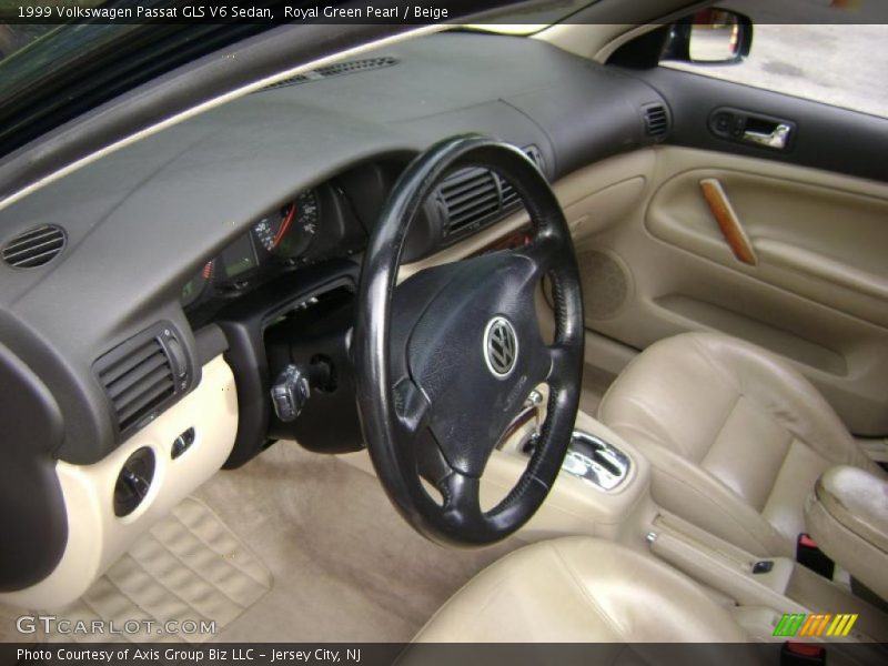 Royal Green Pearl / Beige 1999 Volkswagen Passat GLS V6 Sedan