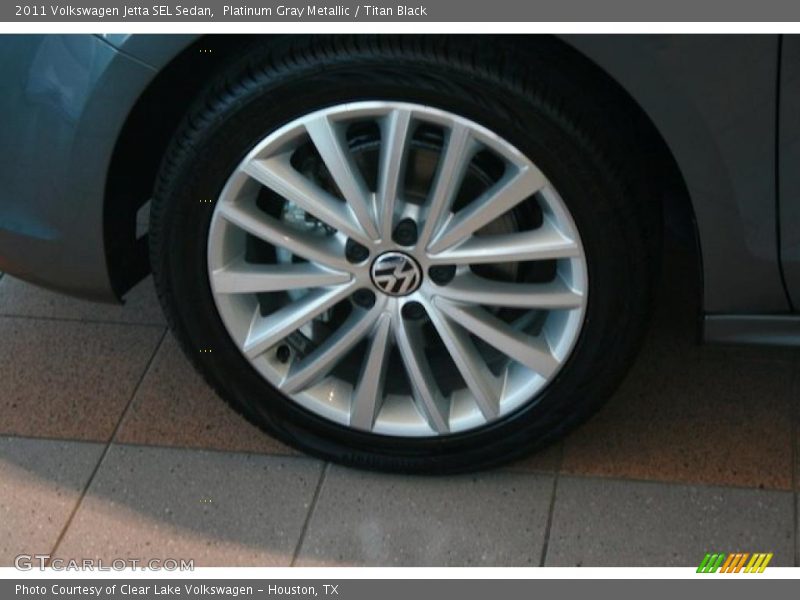 Platinum Gray Metallic / Titan Black 2011 Volkswagen Jetta SEL Sedan