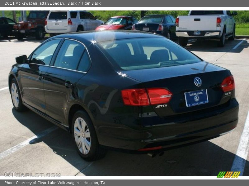Black / Titan Black 2011 Volkswagen Jetta SE Sedan