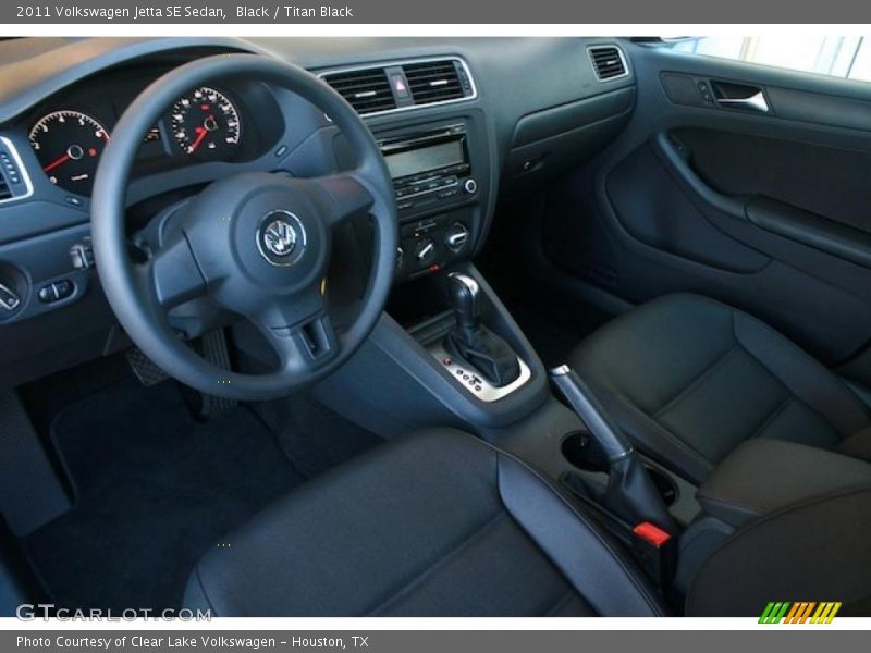 Black / Titan Black 2011 Volkswagen Jetta SE Sedan