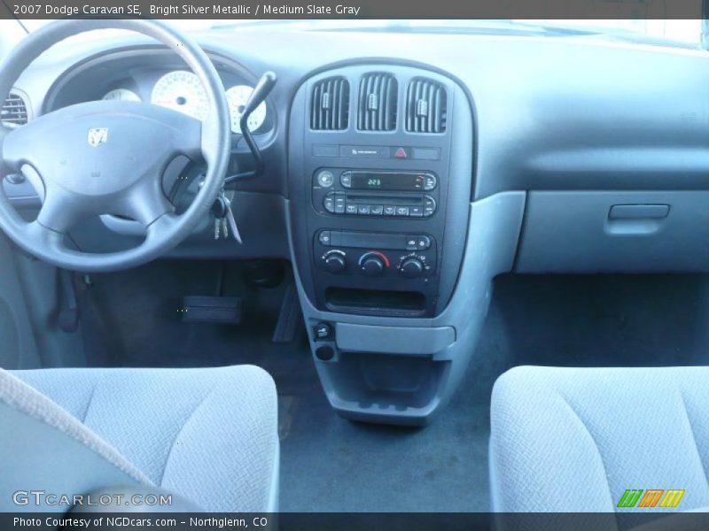 Bright Silver Metallic / Medium Slate Gray 2007 Dodge Caravan SE