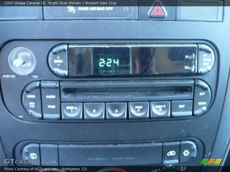 Bright Silver Metallic / Medium Slate Gray 2007 Dodge Caravan SE