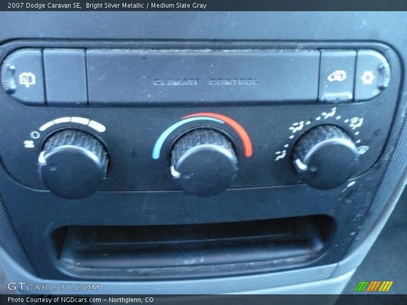 Bright Silver Metallic / Medium Slate Gray 2007 Dodge Caravan SE