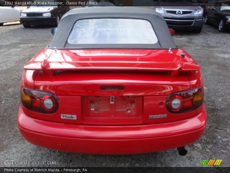Classic Red / Black 1992 Mazda MX-5 Miata Roadster