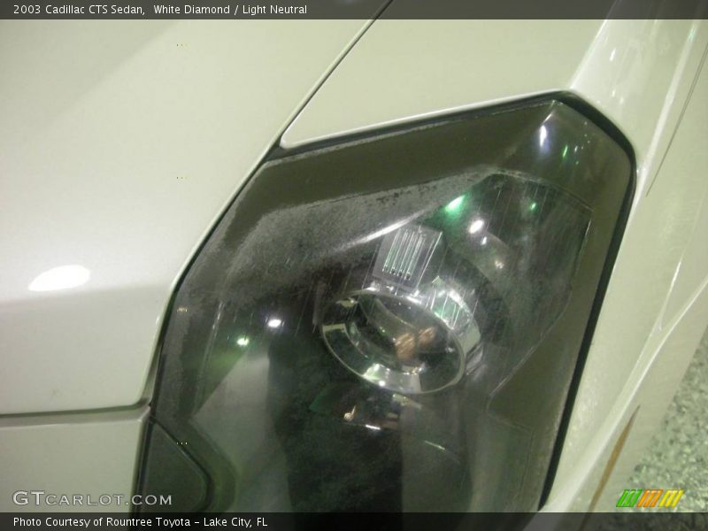 White Diamond / Light Neutral 2003 Cadillac CTS Sedan