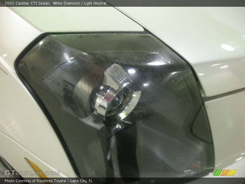 White Diamond / Light Neutral 2003 Cadillac CTS Sedan
