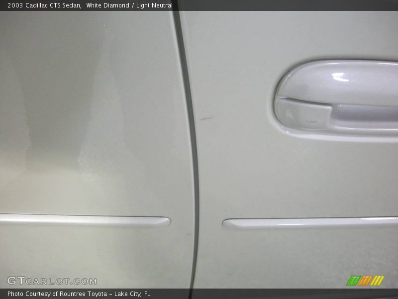 White Diamond / Light Neutral 2003 Cadillac CTS Sedan