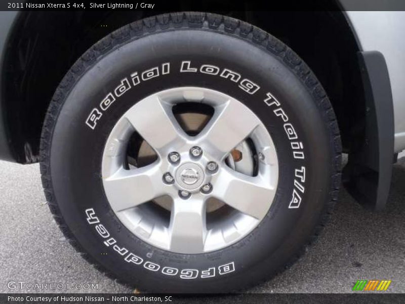 Silver Lightning / Gray 2011 Nissan Xterra S 4x4