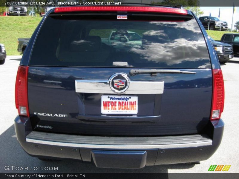 Black Raven / Cocoa/Light Cashmere 2007 Cadillac Escalade AWD