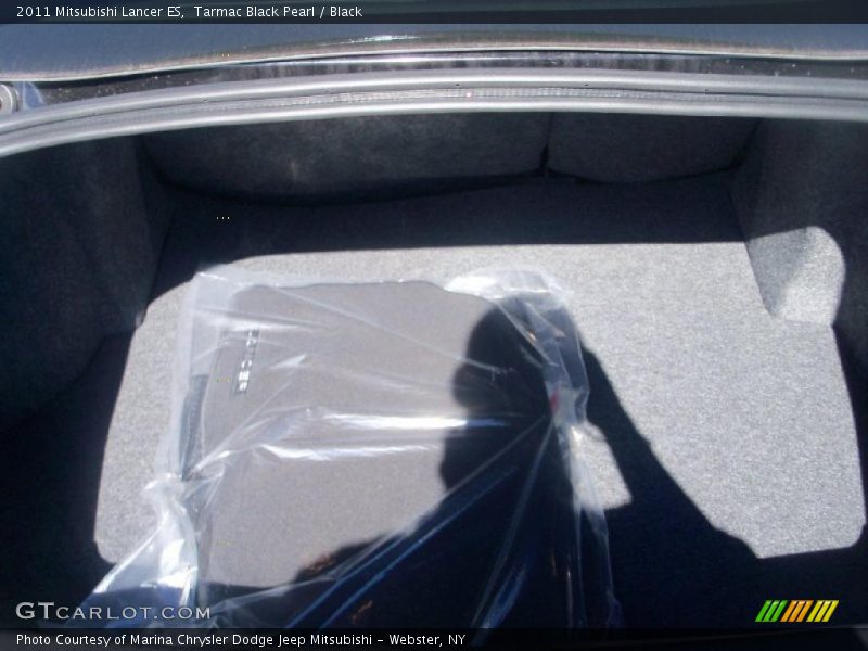 Tarmac Black Pearl / Black 2011 Mitsubishi Lancer ES