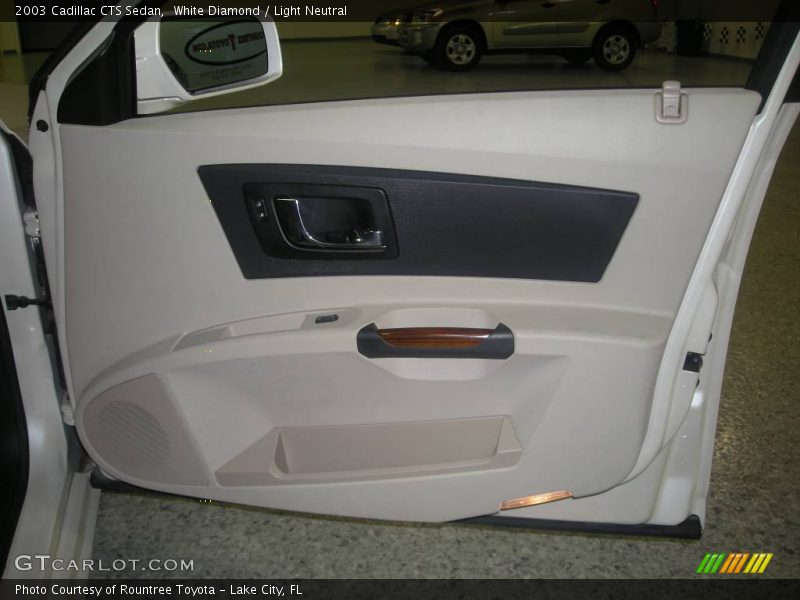 White Diamond / Light Neutral 2003 Cadillac CTS Sedan