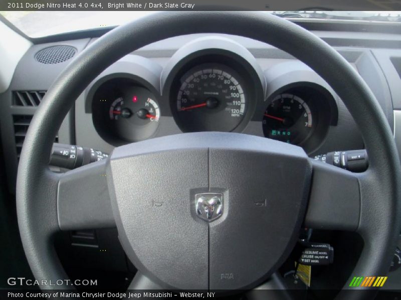 Bright White / Dark Slate Gray 2011 Dodge Nitro Heat 4.0 4x4