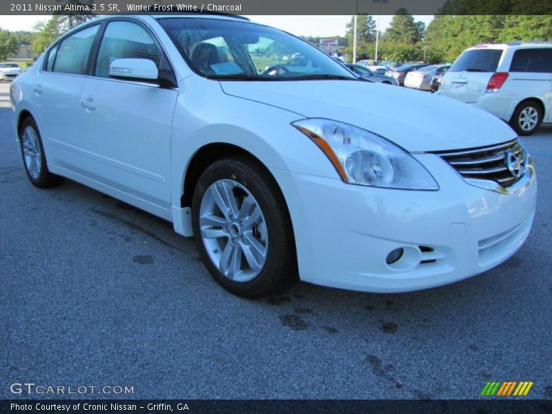 Winter Frost White / Charcoal 2011 Nissan Altima 3.5 SR