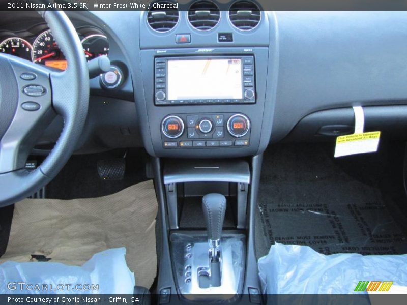 Winter Frost White / Charcoal 2011 Nissan Altima 3.5 SR