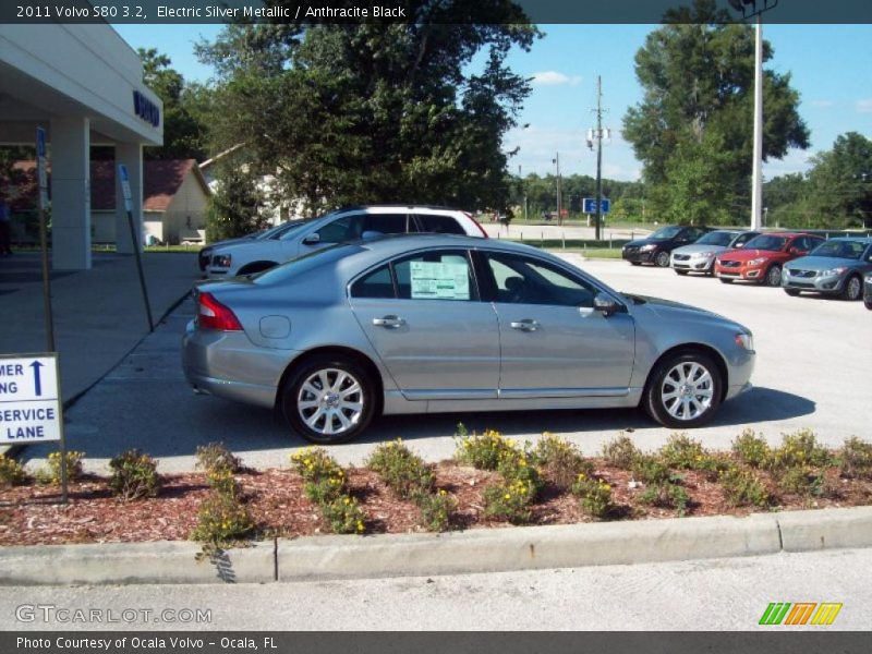 Electric Silver Metallic / Anthracite Black 2011 Volvo S80 3.2