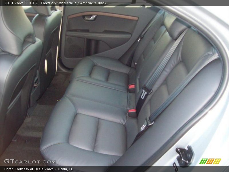 Electric Silver Metallic / Anthracite Black 2011 Volvo S80 3.2