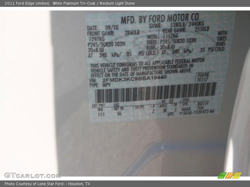 White Platinum Tri-Coat / Medium Light Stone 2011 Ford Edge Limited